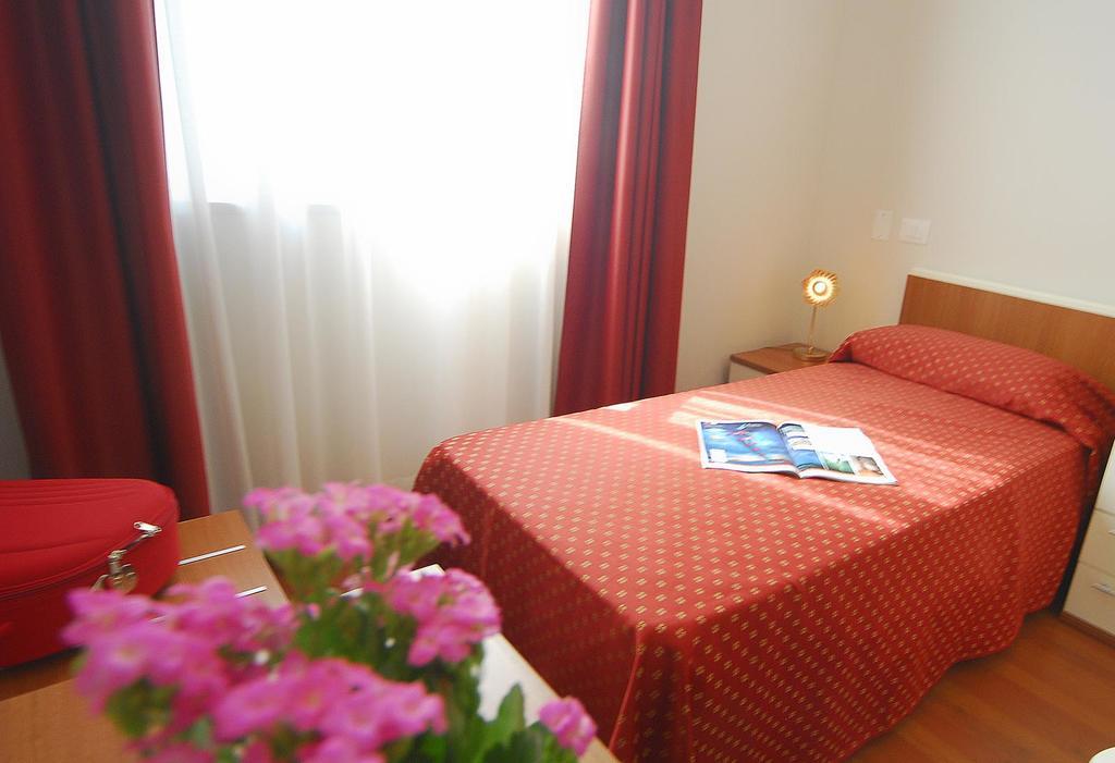 Camere Delfini Пальманова Экстерьер фото